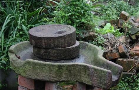 石磨面粉加工設(shè)備 石磨面粉加工設(shè)備